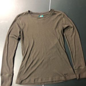 Under armor thermal long sleeve shirt